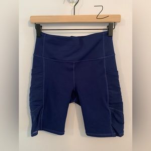 Fabletics 9in Powerhold Short in Navy